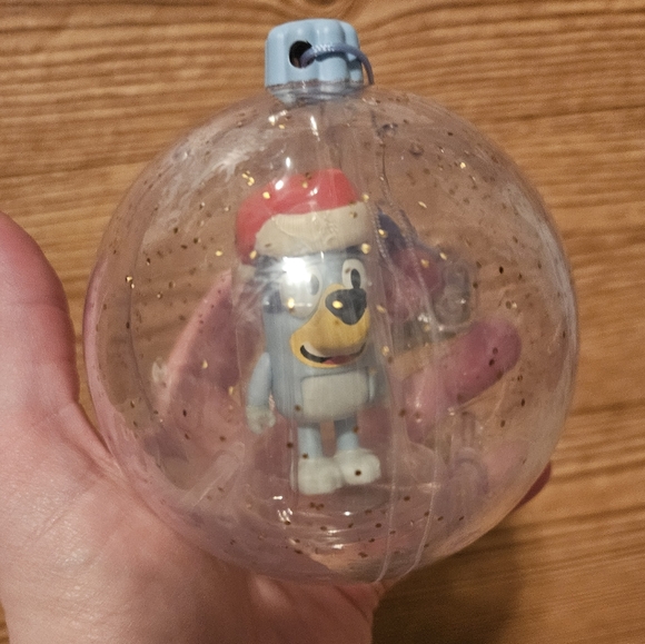 Bluey Holiday Ornaments - Bluey & Bingo Figures - Picture 2 of 5